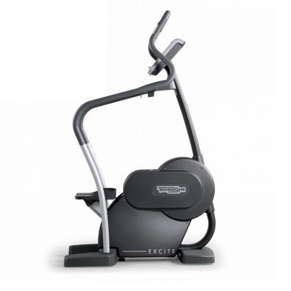 Aanbieding Technogym stepper Step Excite+ 700 Unity 3.0 zwart gebruikt bij allesmetsport.nl